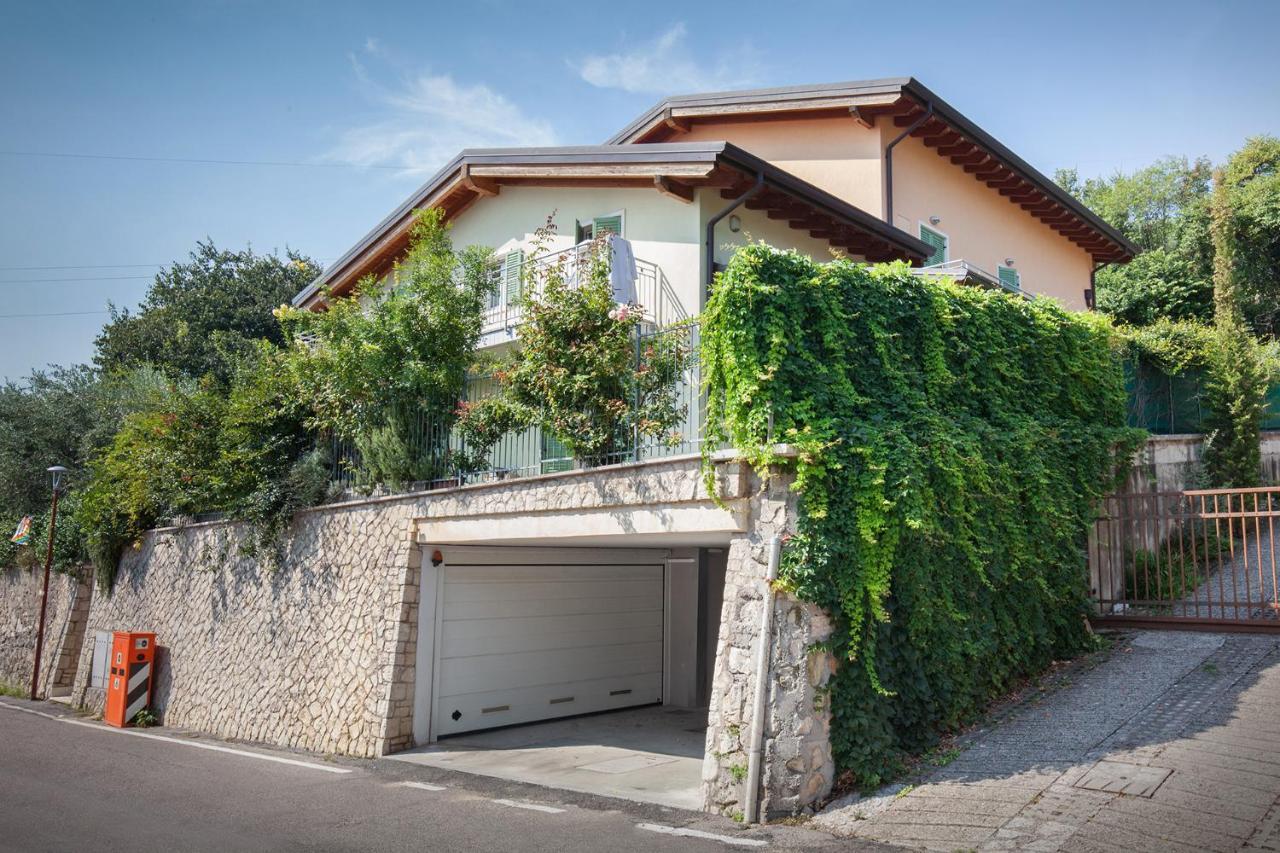 Ferienwohnung Casa Nadia - 3 Minuti Dall'Ospedale Negrar Exterior foto